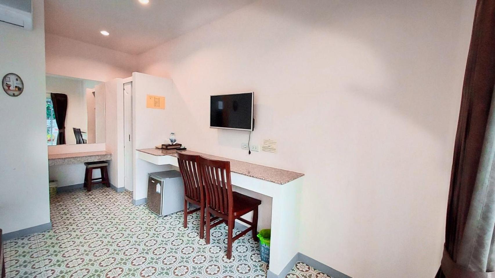 Baanloksouylokchay Hotel Huahin Szoba fotó